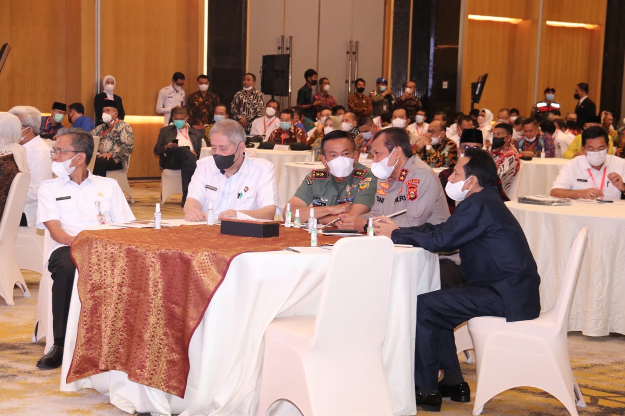 Gubernur Sumsel Herman Deru didampingi Kapolda Sumsel Irjen Pol Drs Toni Harmanto,MH Buka  Musrenbang RKPD Provinsi Sumsel Tahun 2023