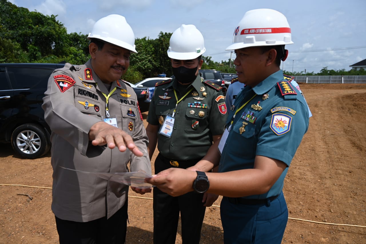 Targetkan Selesai Akhir Tahun 2022, Kapolda Kalsel Tinjau Progress Pembangunan Gedung Mako Baru