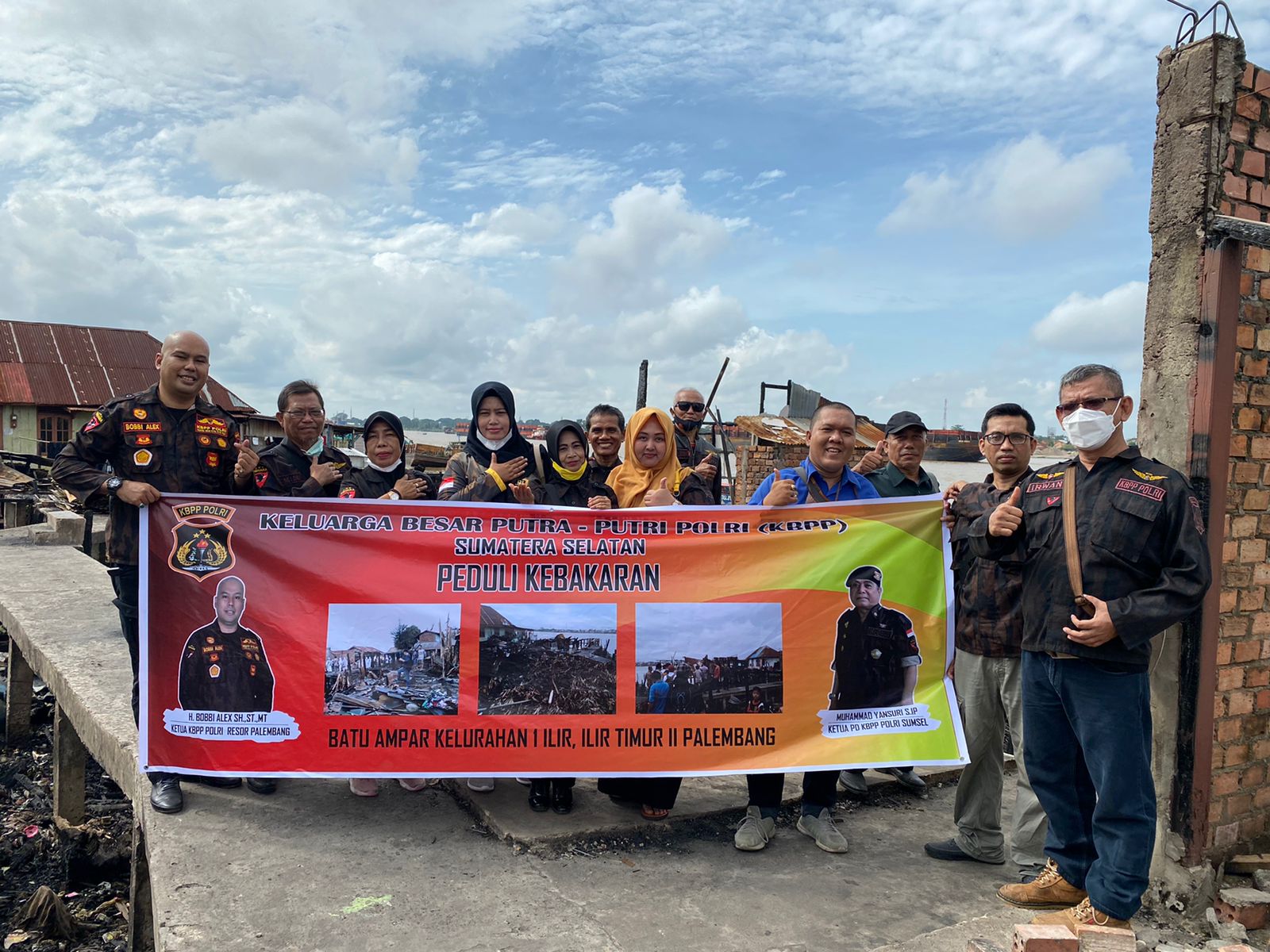 KBPP Polri Sumsel Berikan Bantuan Sosial Buat Korban Kebakaran di Batu Ampar