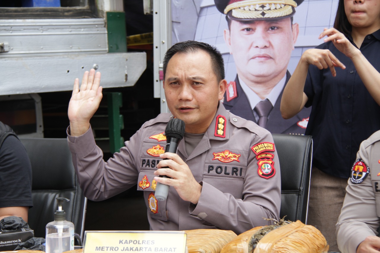 Satres Narkoba Polres Metro Jakarta Barat Gagalkan Peredaran Ganja Jaringan Lintas Sumatera – Jawa