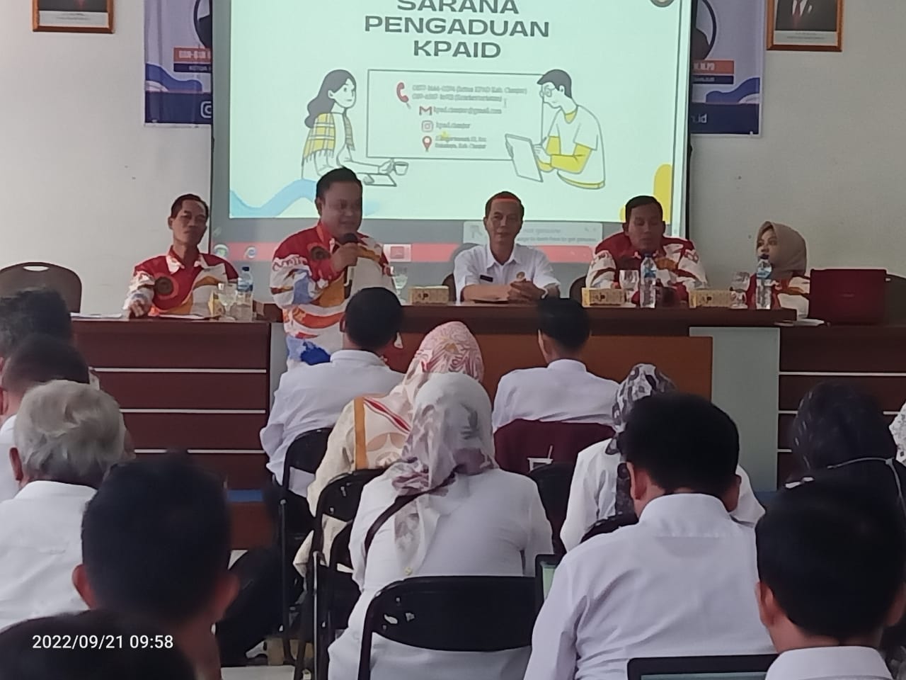 Gan Gan Gunawan, SH. MH Ketua KPAID Kabupaten Cianjur Narasumber Workshop Penyusunan Program Anti Perundungan