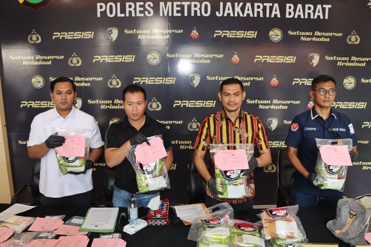 Satuan Narkoba Polres Metro Jakarta Barat Membongkar 10 Kilogram Sabu