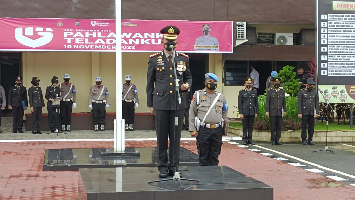 Jadi Inspektur Hari Pahlawan, Kapolrestabes Medan : Berbekal Bambu Runcing Pahlawan Mampu Hadang Musuh Sebagai Pemenang Perang Dunia 