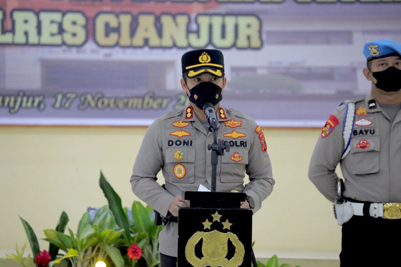 Kapolres Cianjur Memipin Sertijab Kabag Ops, Kabag SDM dan Kapolsek Pacet