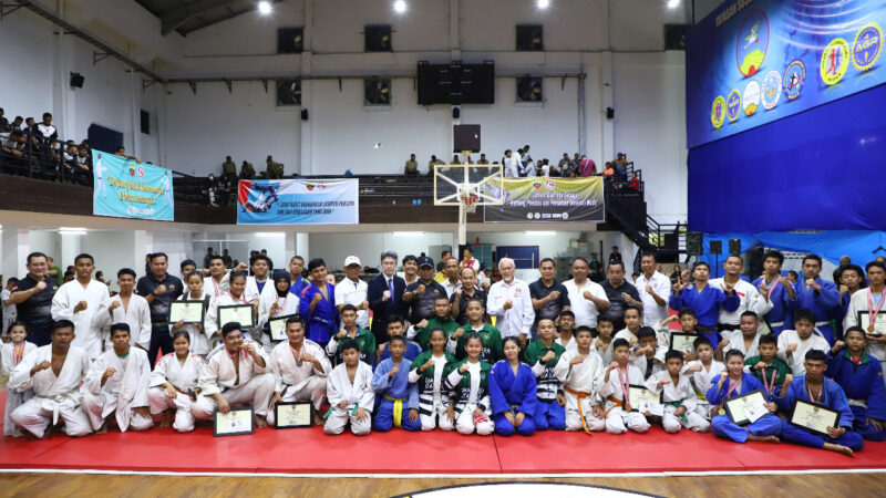 Kasdam I/BB Menutup Kejuaraan Judo Piala Pangdam I/BB Tahun 2022