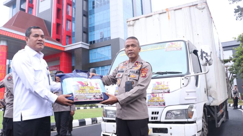 Peduli Korban Gempa Bumi di Cianjur, Polda Sumsel Salurkan Bantuan