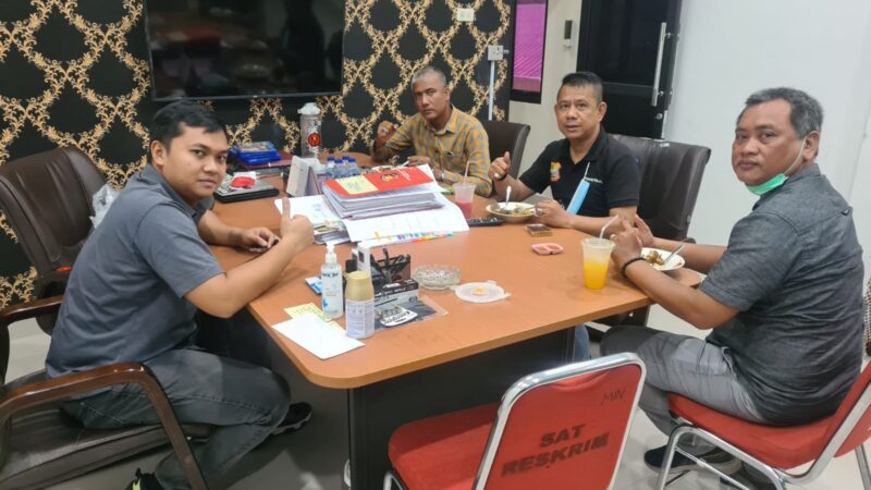 Singgah ke Ruangan Kasat Reskrim Sergai, Disuguhi Menu Makanan yang Rasanya Nikmat dan Lezat 