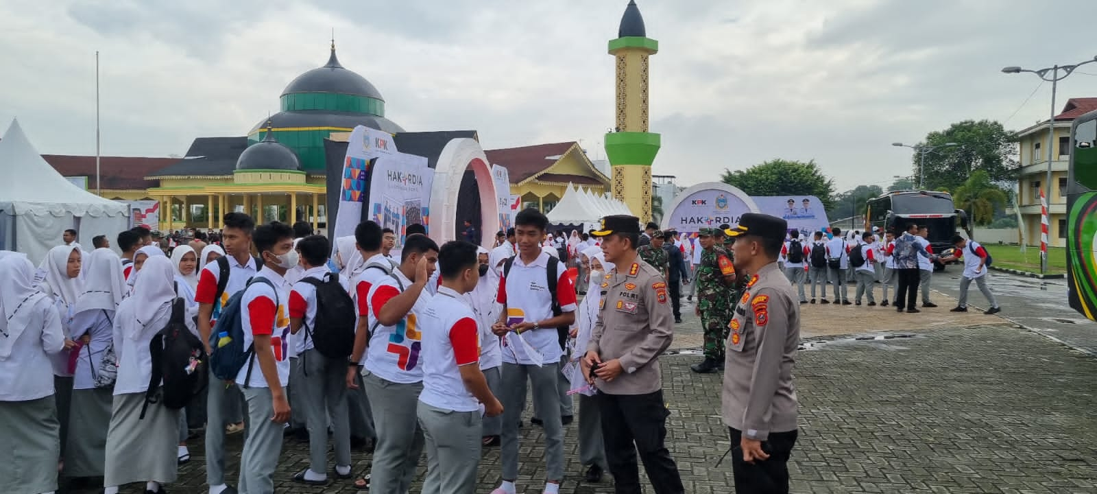 Di hadapan Kapolrestabes, Ratusan Pelajar Tingkat SMA di Medan Pelaku Koruptor Diberikan Hukuman Berat 