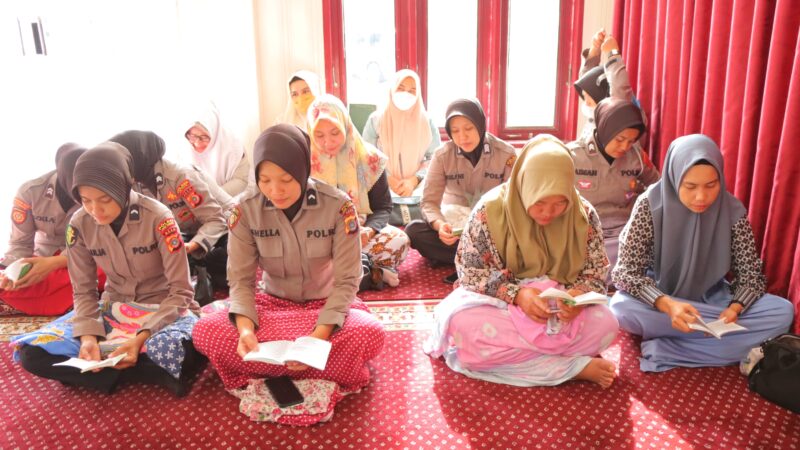 Polres Aceh Tamiang: Sholat Ghaib dan Doa Bersama Untuk Para Korban Gempa Bumi Cianjur