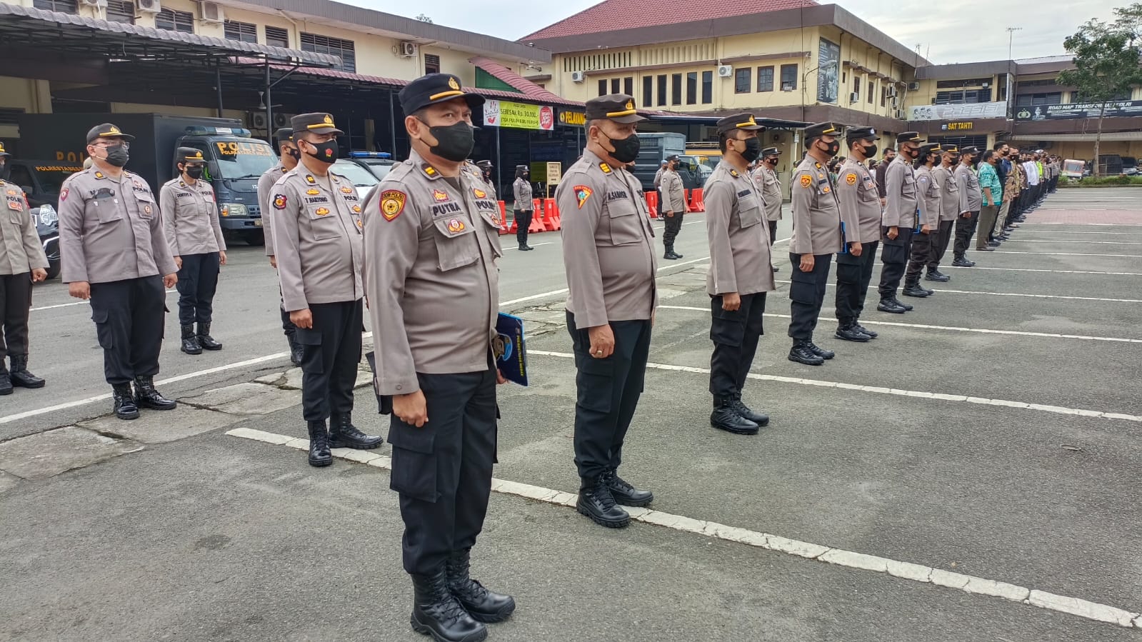 Pimpinan Polrestabes Medan Dorong Anggota yang Tugas Pengamanan Nataru Jaga Keselamatan 