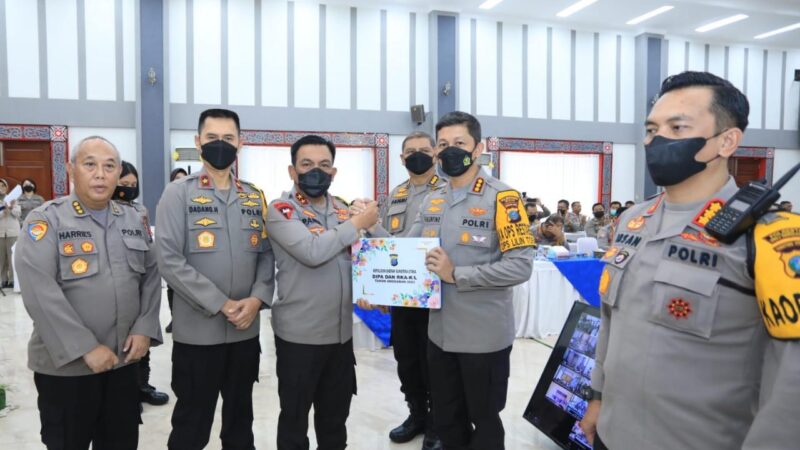 Kapolrestabes Medan Hadiri Penandatanganan Pakta Integritas dan Penyerahan Dokumen DIPA di Polda Sumut