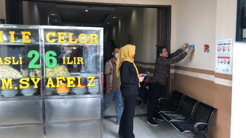 Ditresnarkoba Polda Sumsel, Sosialisasikan dan Sebar Stiker Anti Narkoba