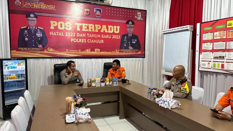 Polres Cianjur Terima Penghargaan dari Basarnas