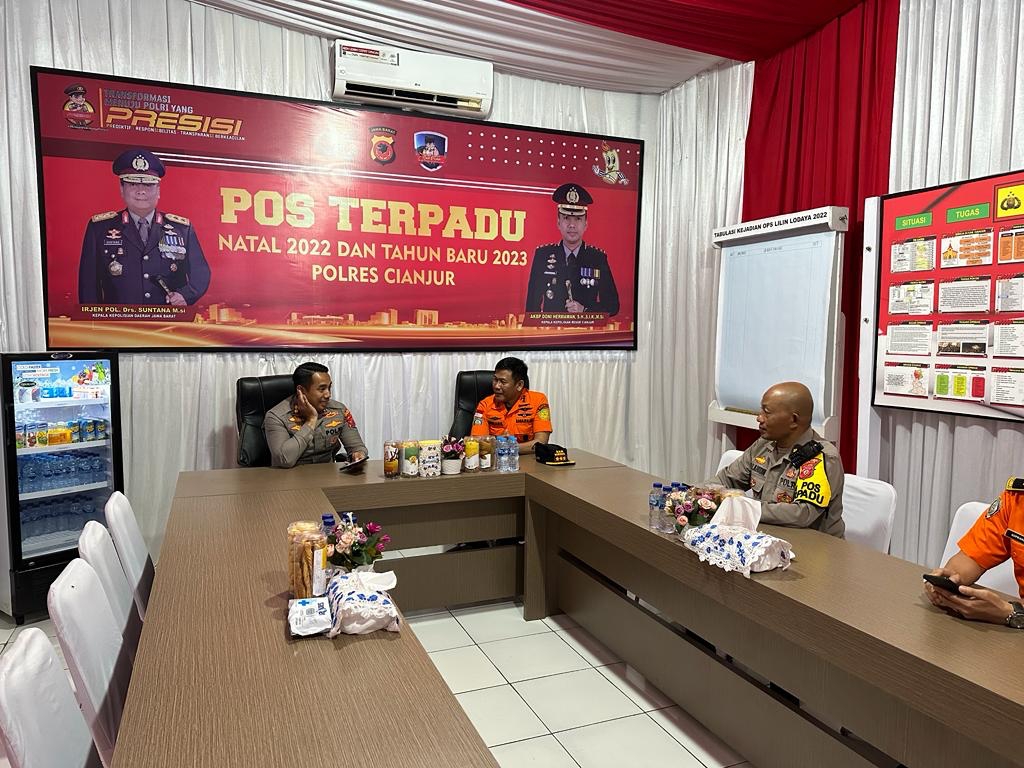 Polres Cianjur Terima Penghargaan dari Basarnas