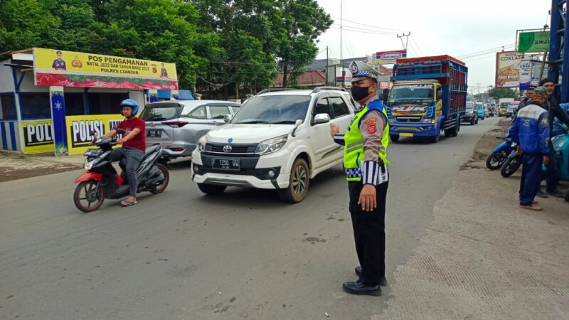 Cegah Kemacetan, Polsek Warungkondang Laksanakan Gatur Lalin di Wilayah Hukum Polsek Warungkondang