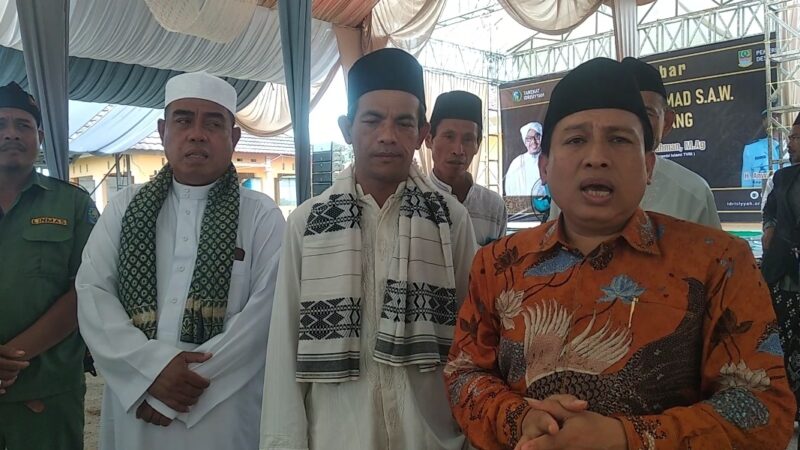 Dewan Perwakilan Rakyar BN Holik Menghadiri Acara Tabligh Akbar DiDesa Sukatenang Bekasi