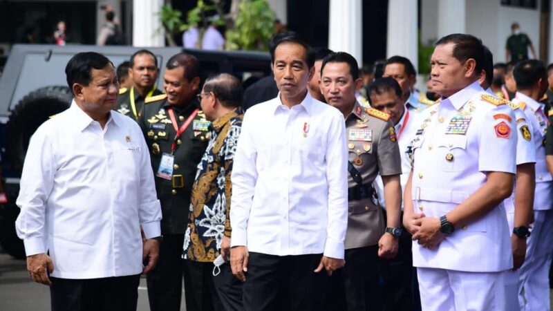 Presiden Jokowi Kemenhan,Kapolri dan Panglima TNI Meresmikan Nama Rantis Maung