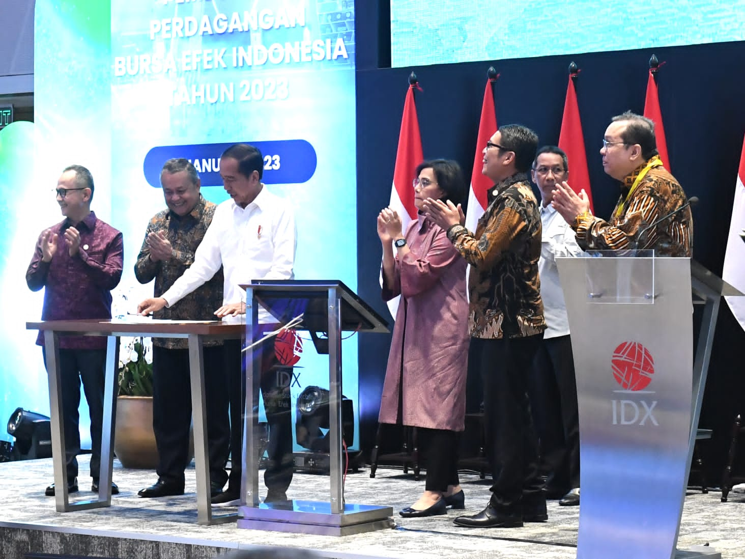 Resmikan Pembukaan Perdagangan BEI, Presiden: 2023 Tahun Ujian, Tetap Waspada