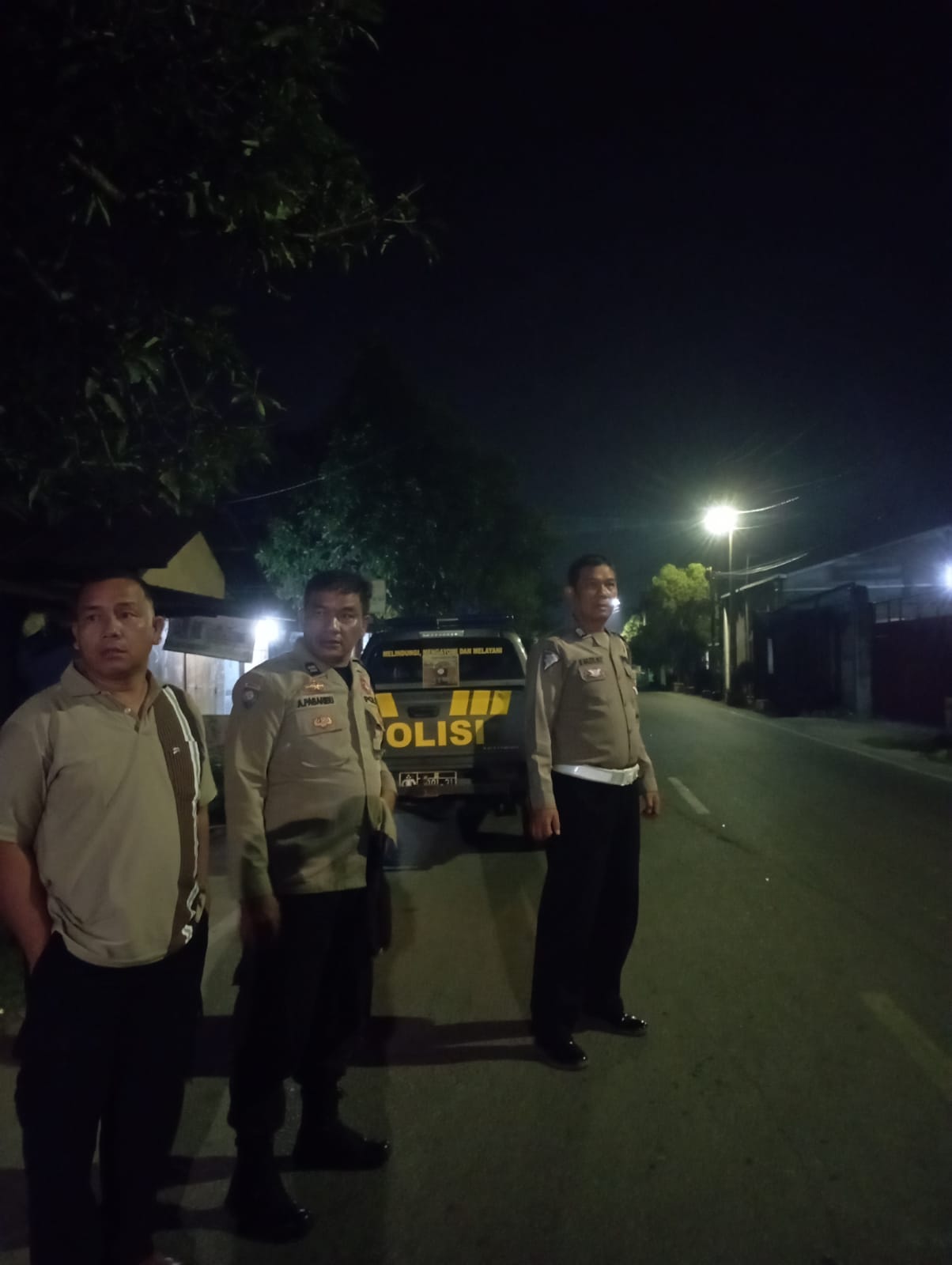 Sebagai Upaya Pencegahan Tindak Kriminal Dan Geng Motor, Kapolsek Beringin Berserta Jajaran Laksanakan Patroli Malam Di Wilkum Nya