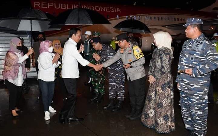 Telah Tiba di Sidoarjo, Presiden Hadiri Resepsi Puncak Satu Abad NU Esok