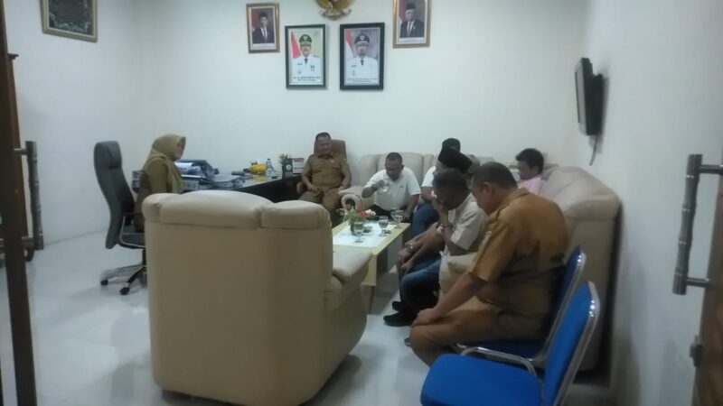 Sekwan Dan Sembilan Belas Anggota DPRD Kab.Madina Berkunjung Ke Kota Binjai