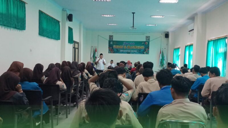 Forum Pimpinan Kecamatan Srono Jumat Curhat 