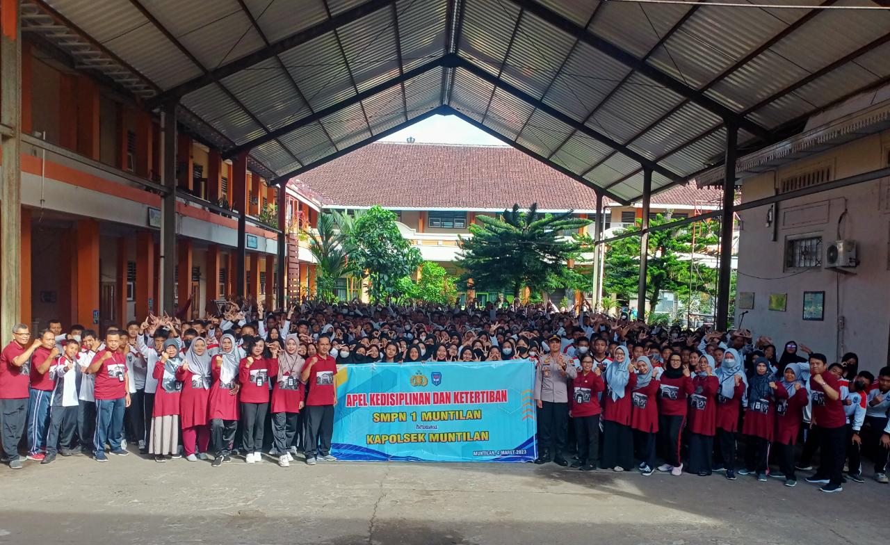 Kapolsek Muntilan Melakukan Apel Kedisiplinan Dan Ketertiban Siswa – Siswi SMPN 1 Muntilan