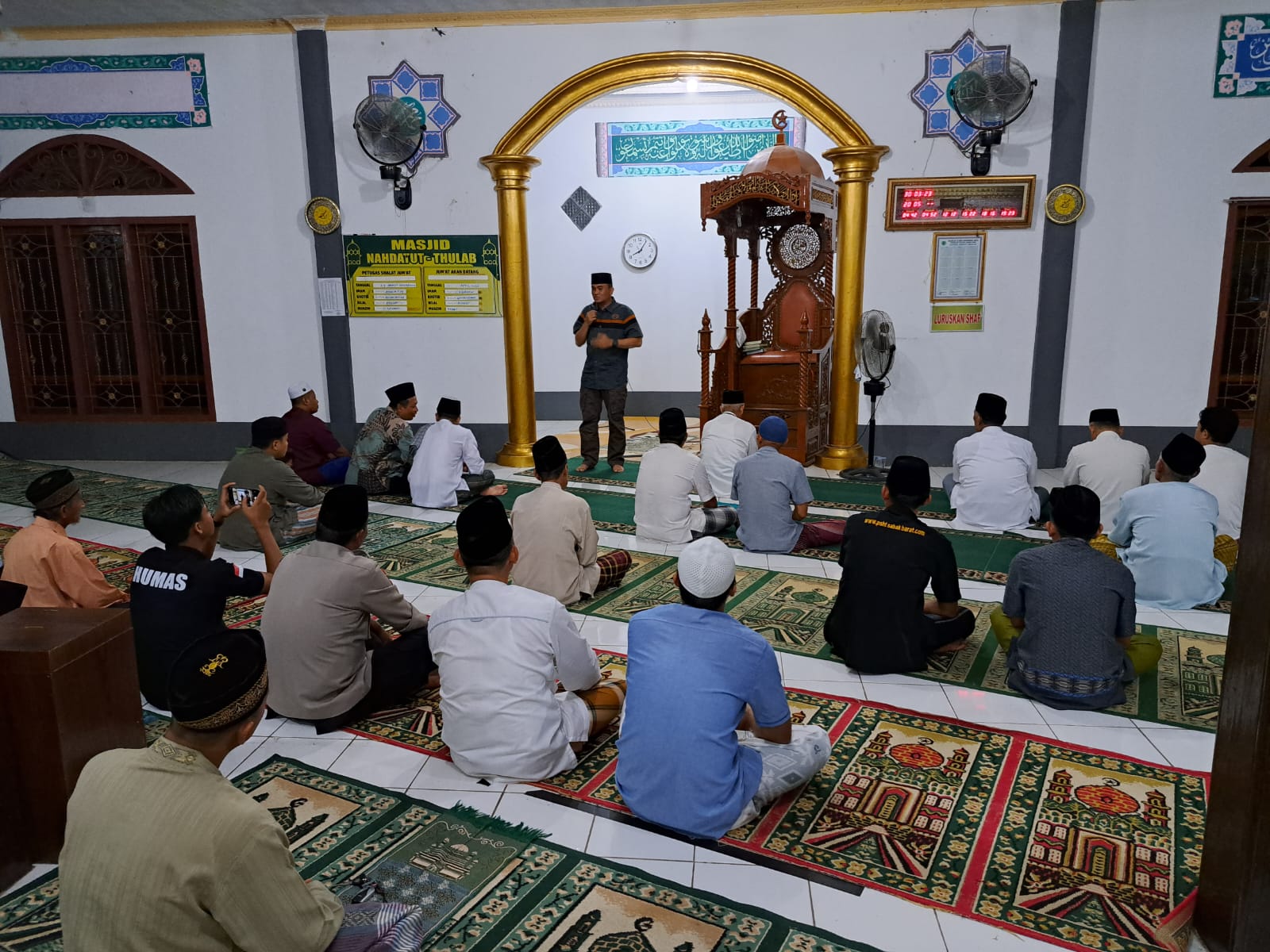 Kapolres Tanjab Timur Laksanakan Safari Ramadhan Dengan Taraweh Keliling