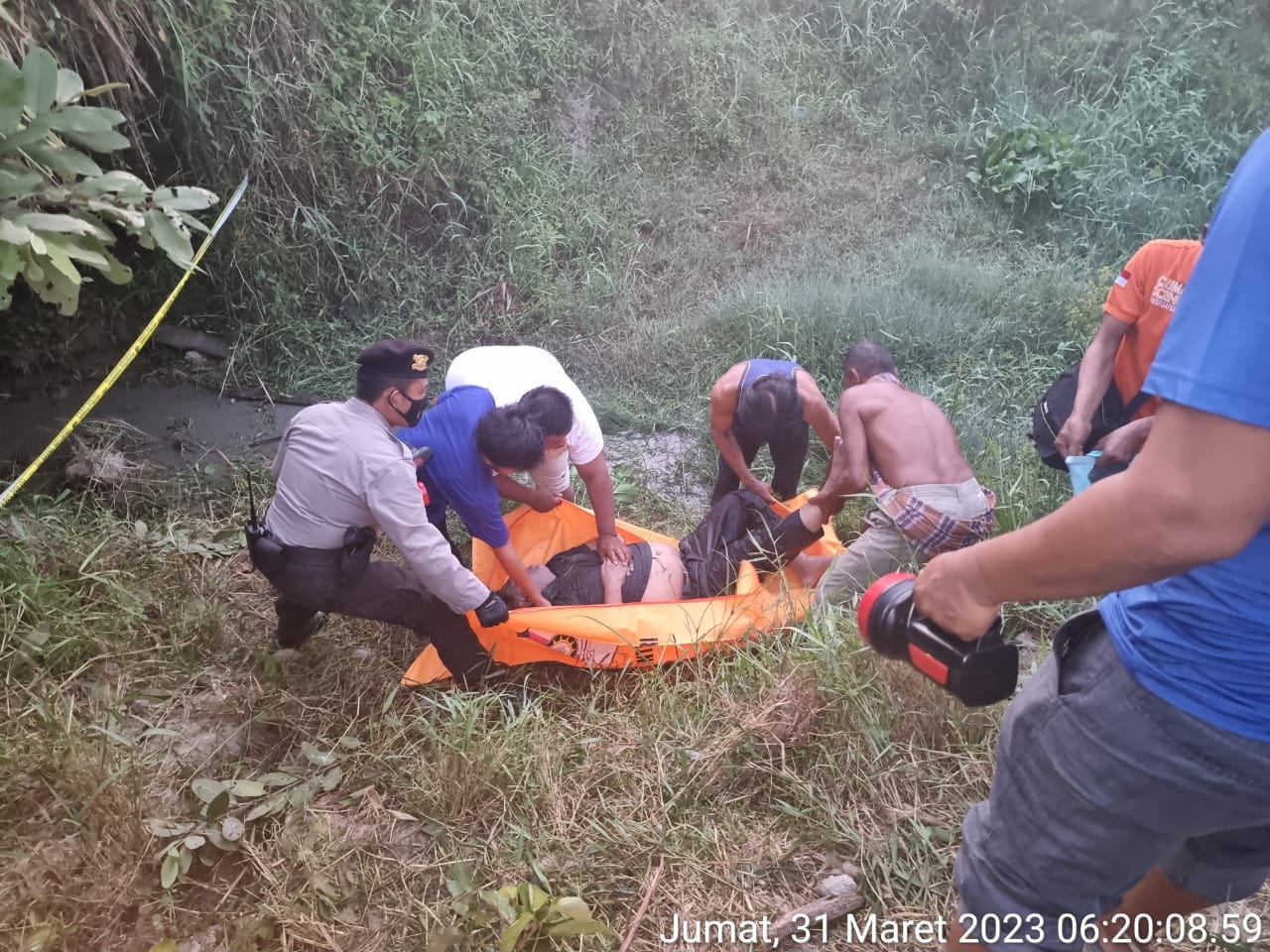 Kedapatan Nyolong Lembu, Dua Maling Tewas Dihajar Massa