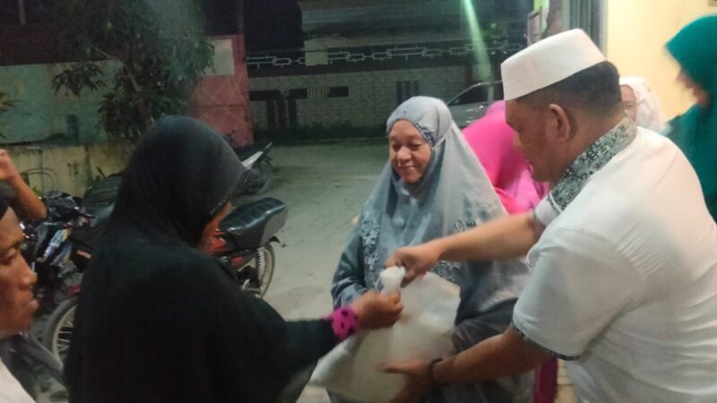 Merayakan Hari Ulang Tahun ,Ibu Cintya Andry Setiawan Salurkan Sembako Kepada Warga Kelambir 5 dan Santri Santriwati Pondok Tahfidz Assairun Rumah Yatim dhuafa 