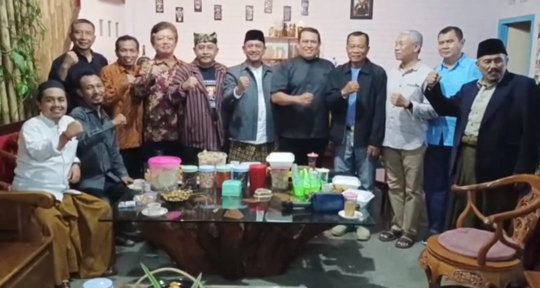 Para Tokoh Agama Bahas Tentang Toleransi Antar Umat beragama di Rumah Kebangsaan Basecamp Karangrejo Banyuwangi 