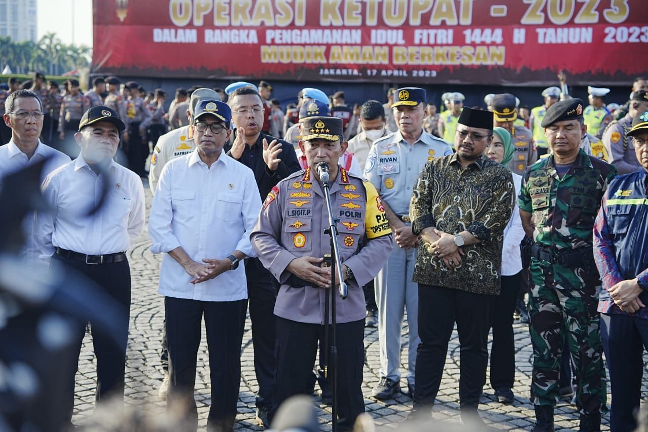 Operasi Ketupat 2023 Resmi Digelar, Kapolri: Berikan Pelayanan Terbaik ke Pemudik 