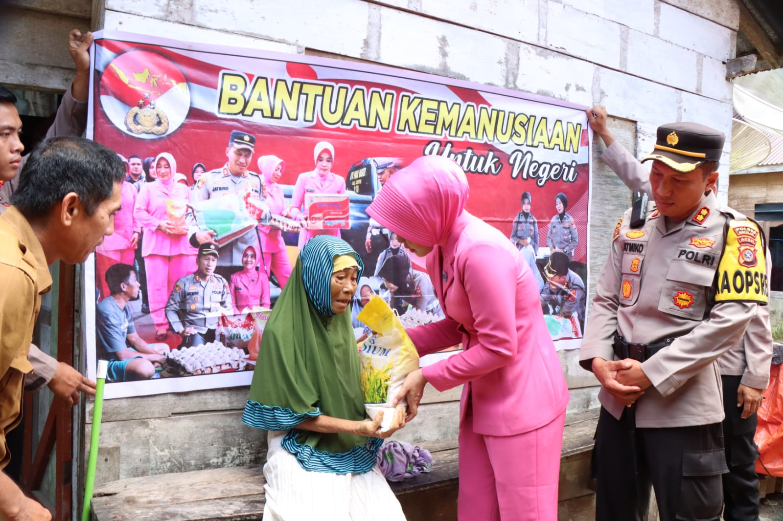 Kapolres Simeulue Berikan “Bantuan Kemanusiaan Untuk Negeri