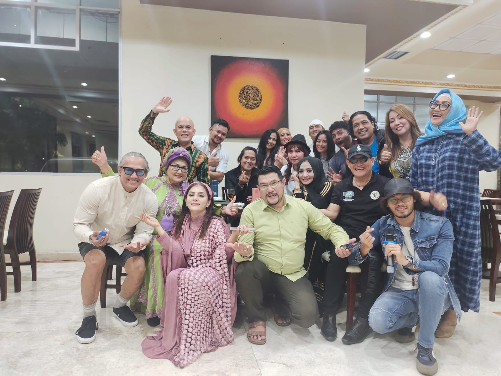 Bukber Bareng Parfi Dan Group Sehati Bersama Artis Cantik Annisa Queen Yang Sedang Berulang Tahun