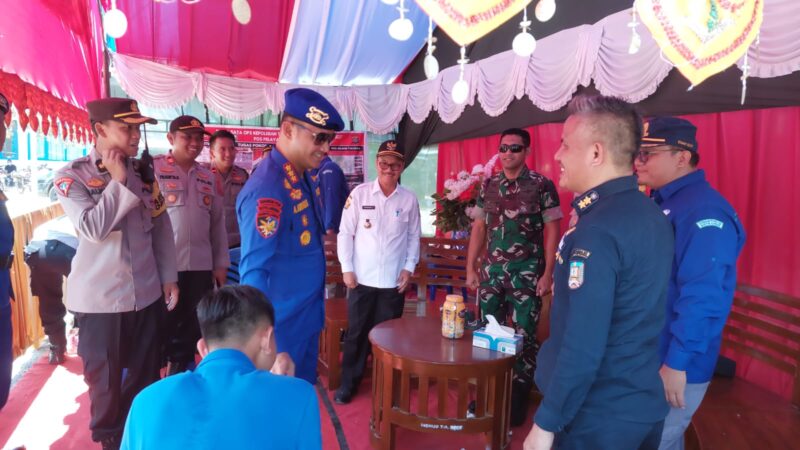 Jamin Keselamatan Pemudik, Dirpolairud Sultra Periksa Manifes Penumpang dan Pastikan Kapal Laik Berlayar