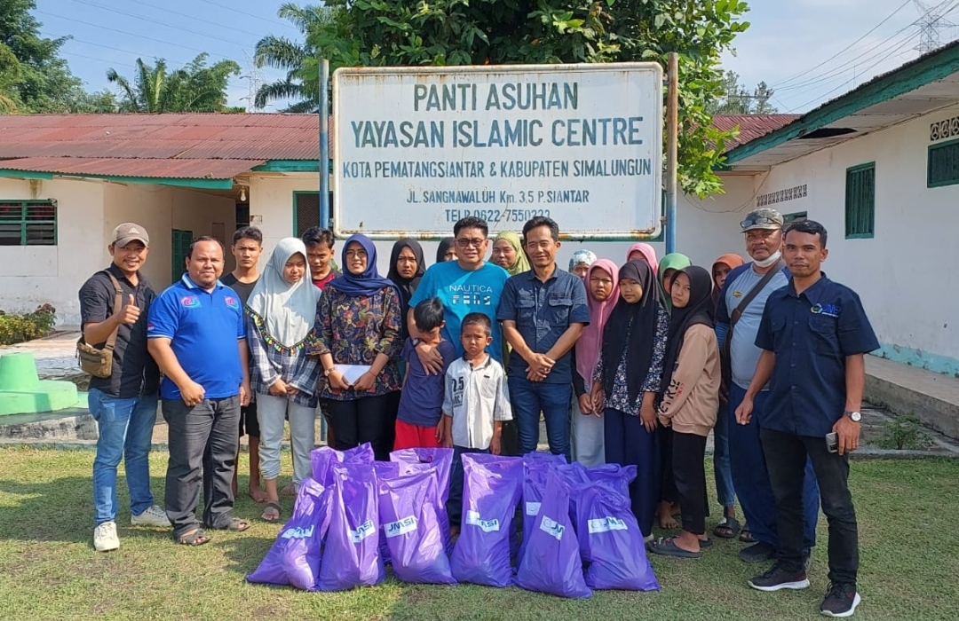 Ketua JMSI Sumut Rianto Aghly SH Bersama Calon Pengurus JMSI Simalungun, Melaksanakan Bakti Sosial (Baksos) 3 Panti Asuhan