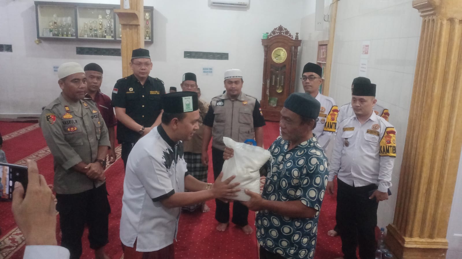 Safari Ramadhan Polisi Mendengar dan Memberi Solusi, Burhanuddin : Kami Rindu Polisi