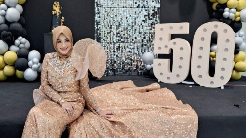 DiMoment Gembira Annisa Queen Merayakan Hari Ulang Tahun dengan DiBarengi Launching Album Group Sehati