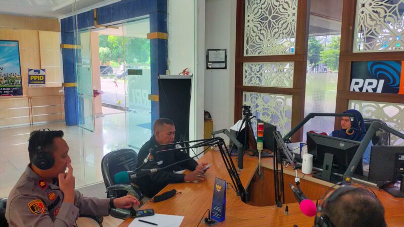 Dialog Interaktif Poldasu: Program Japri Polsek  Medan Baru Bantu Mendukung  Layanan Darurat Polisi Call Center 110