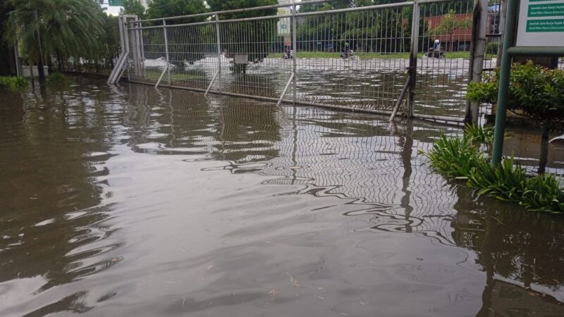 Banjir Di KIM Tambah Keresahan Investor