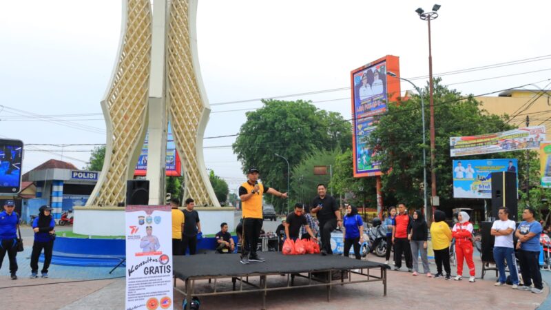 POLRES LABUHANBATU BERIKAN EDUKASI TOLAK NARKOBA PADA KEGIATAN CFD (CAR FREE DAY) DI RANTAUPRAPAT