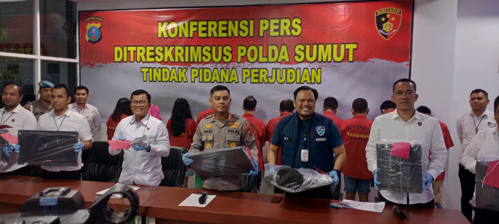 Subdit Cyber Poldasu Ungkap Perjudian Online, tempo 6 bulan 7 kasus dengan 16 tersangka