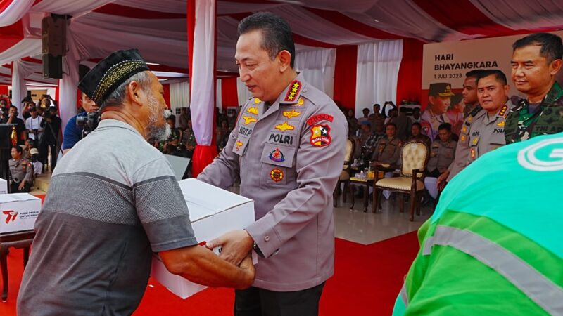 Gelar Baksos dalam Rangka Hari Bhayangkara ke-77, Kapolri Ingin Polri Selalu Bersama Masyarakat