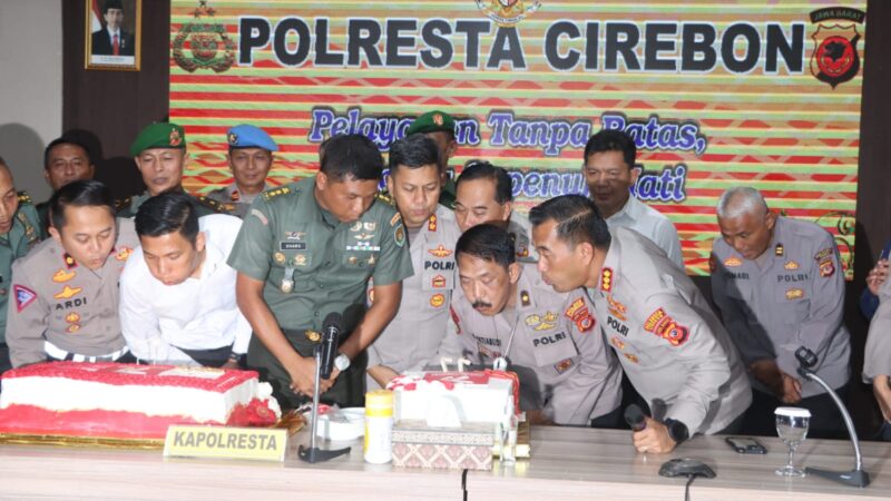 Korem 063/SGJ, Kodim 0620/Kabupaten Cirebon, hingga KPAID Kabupaten Cirebon Beri Kejutan Hari Bhayangkara ke-77 ke Kapolresta Cirebon