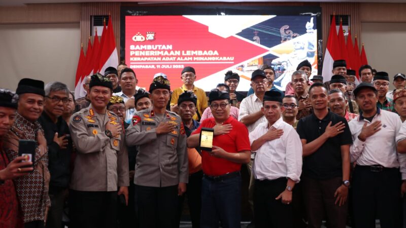 Lembaga Kerapatan Adat Alam Minangkabau (LKAAM) Kunjungi Polda Bali