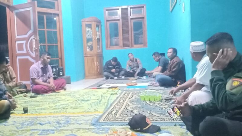 Sugiyanto Asper/KBKPH Wonosari Bersilahturahmi Dengan IPTU Nisin SH Kapolsek Klabang Keduanya Sepakat Menjaga Keamanan Kawasan Hutan