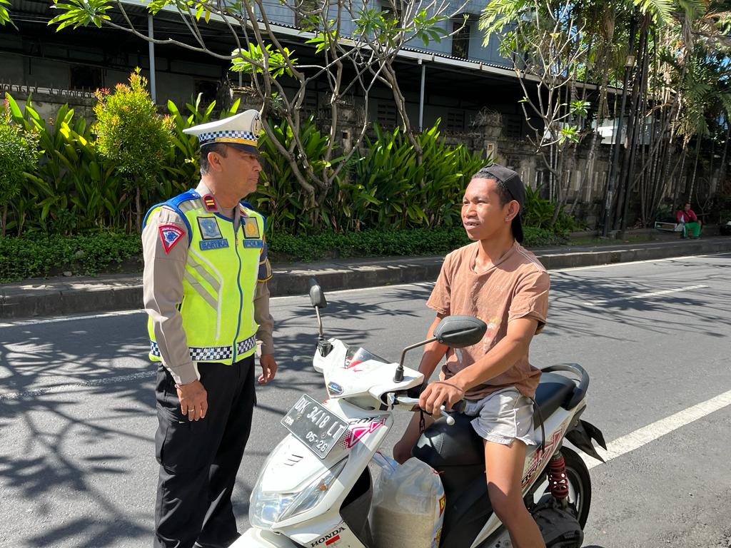 Patroli Seputaran Denpasar Satgas Ops Patuh Tindak Pelanggar Lalulintas