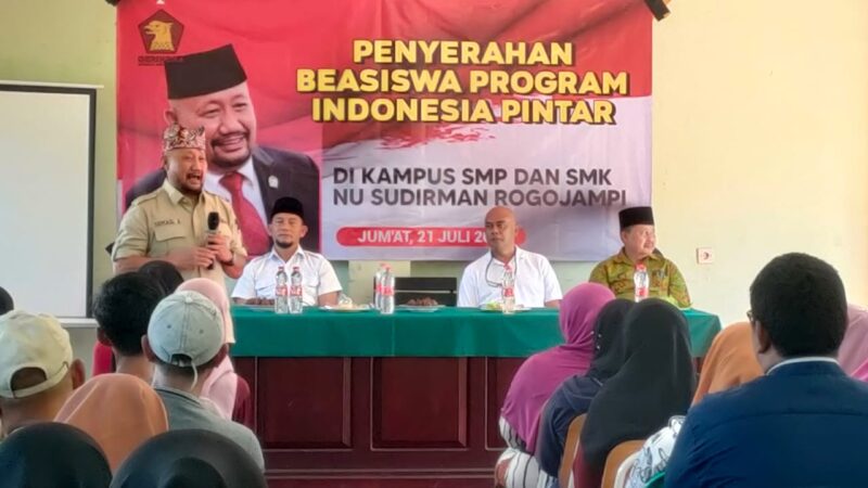 SMP dan SMK NU Sudirman Mangir Terima Beasiswa PIP, Secara Simbolis Dari H Sumail Abdullah