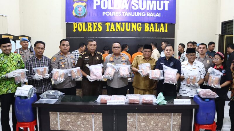 Konfrensi Pers, Polres Tanjungbalai Gagalkan Peredaran Sabu 15 Kg dan Pil Ekstasi 10 Ribu butir