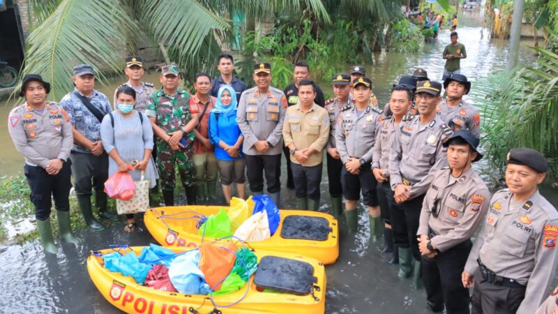 Kapolres labuhanbatu turun ke lokasi banjir, Cek Kondisi Warga kampung jati kec bilah hilir